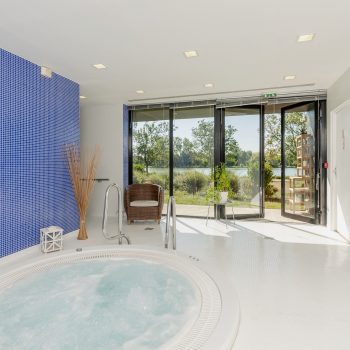 bain à remous Village club Samatan